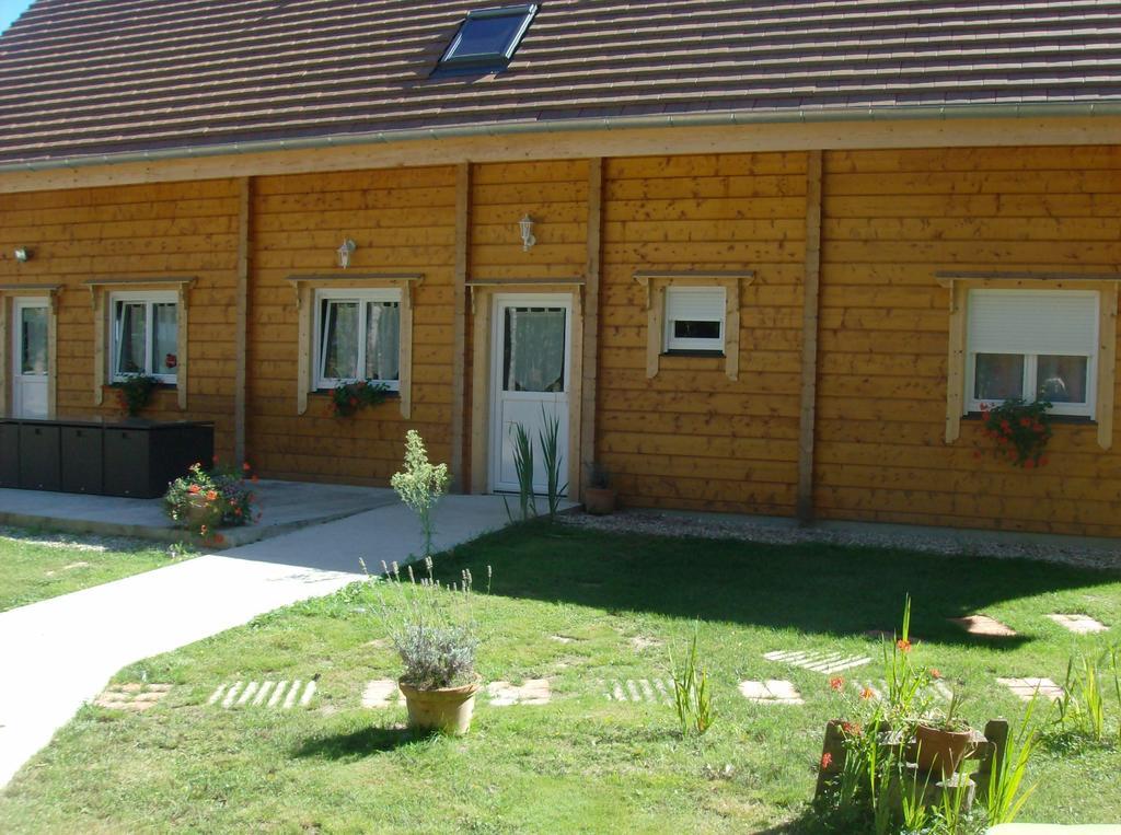 Le Chalet Des 4 Saisons Mers-sur-Indre Ngoại thất bức ảnh